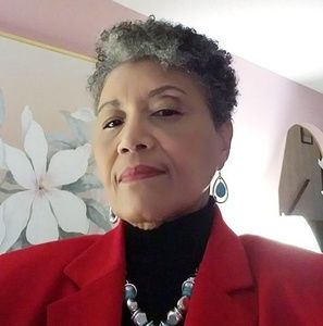 Meet your Posher, Cassondra